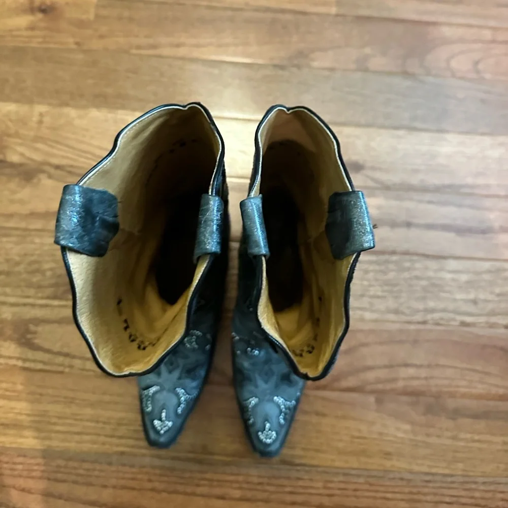 Size 8M Corral Women’s Boots - Picture 7 of 8